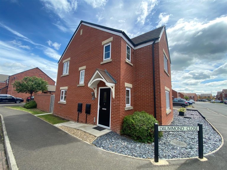 Drummond Close, Hampton Gardens, Peterborough