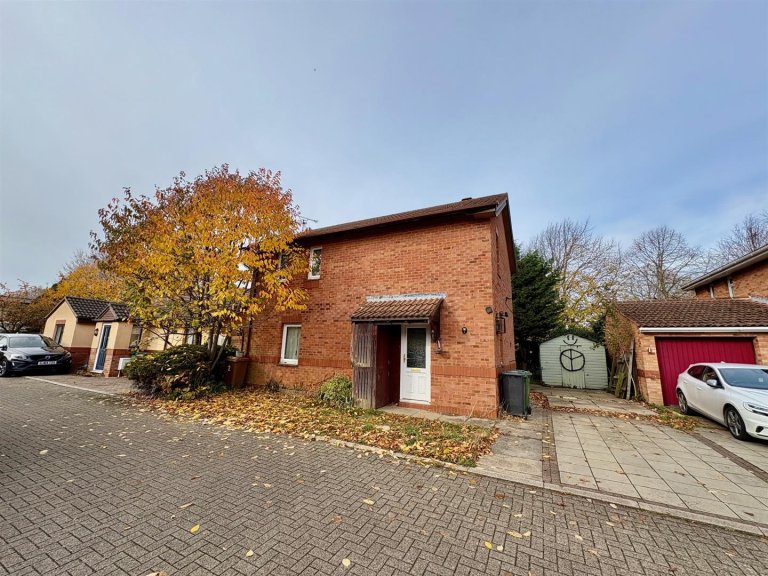 Candidus Court, Peterborough