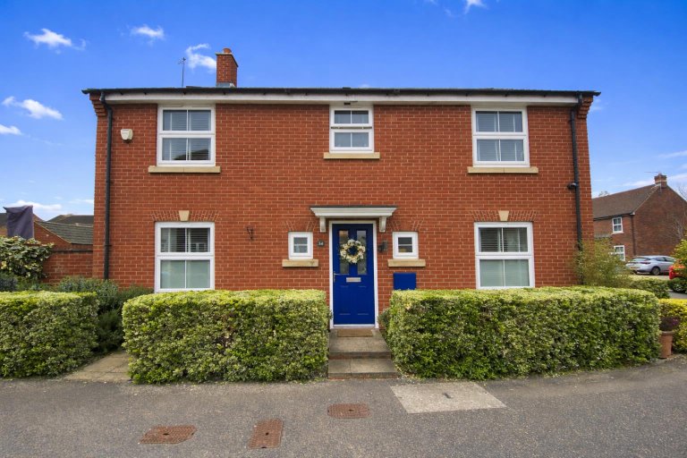 Violet Way, Yaxley, Peterborough