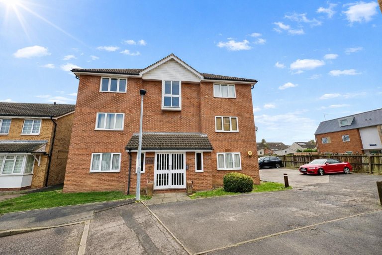 Flamborough Close, Woodston, Peterborough