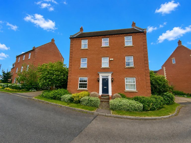 Horseshoe Way, Hampton Vale, Peterborough