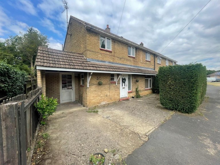 Benams Close, Castor, Peterborough