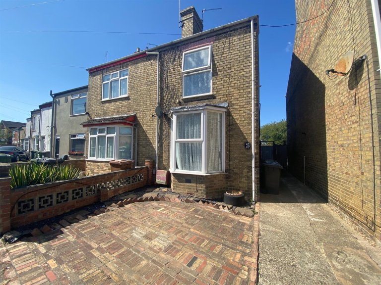New Road, Woodston, Peterborough